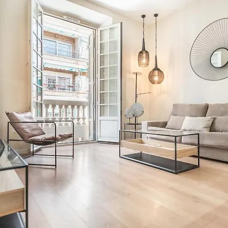 Apartment Chic In The Heart Of By Rems Malaga