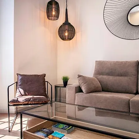 Chic In The Heart Of By Rems Apartment Malaga