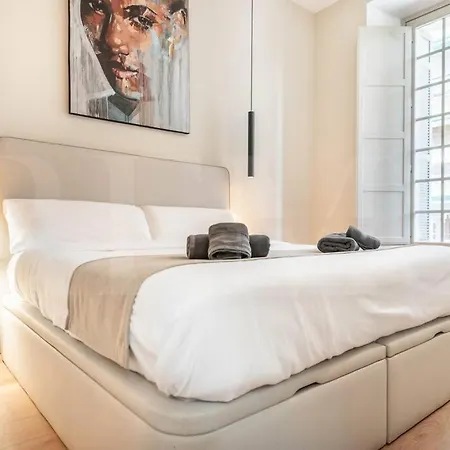 Chic In The Heart Of By Rems Apartment