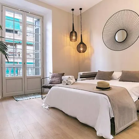 Apartment Chic In The Heart Of By Rems *