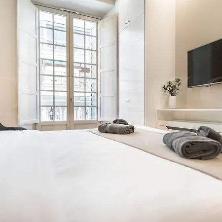 Chic In The Heart Of By Rems Apartment Malaga